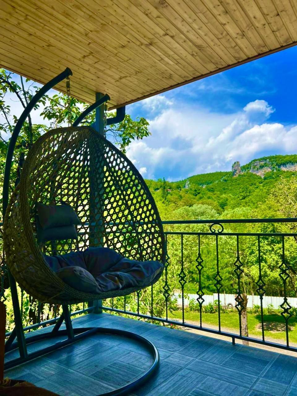 Butichi Guest House Chiatura Dış mekan fotoğraf