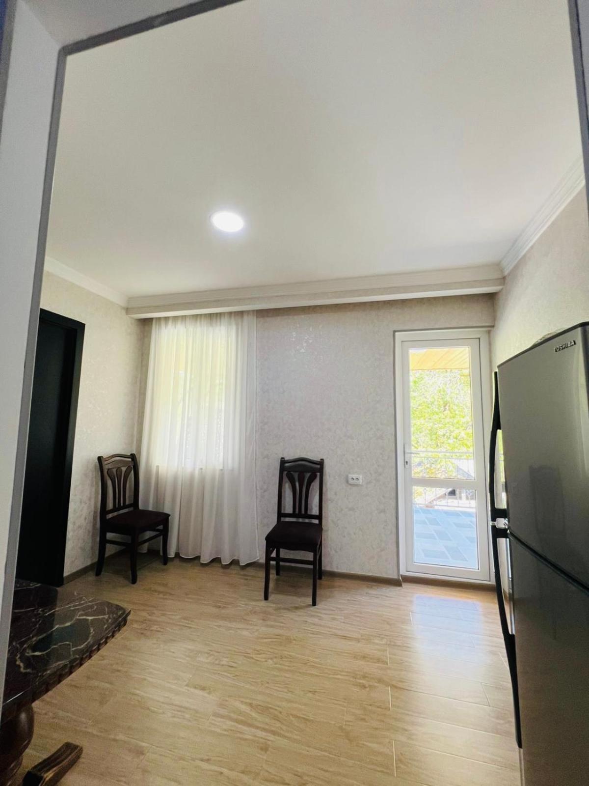 Butichi Guest House Chiatura Dış mekan fotoğraf